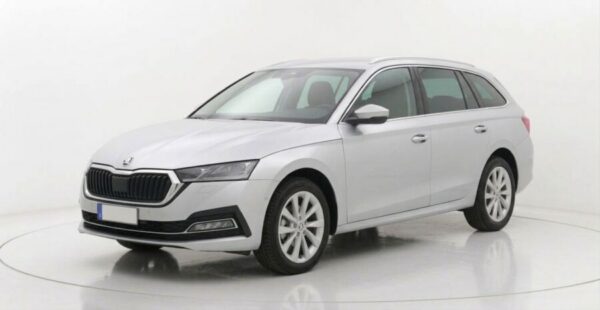 Škoda OCtavia IV Combi - dlouhodobý pronájem